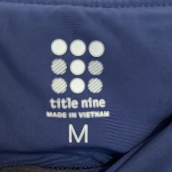 Title nine 💙🏃🏽‍♀️‍➡️💙 running shorts. - Picture 3 of 6